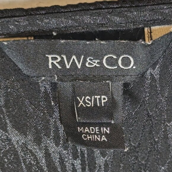 RW&CO Women Short Sleeve V-neck Feather Print Black Blouse, XS - Picture 4 of 5